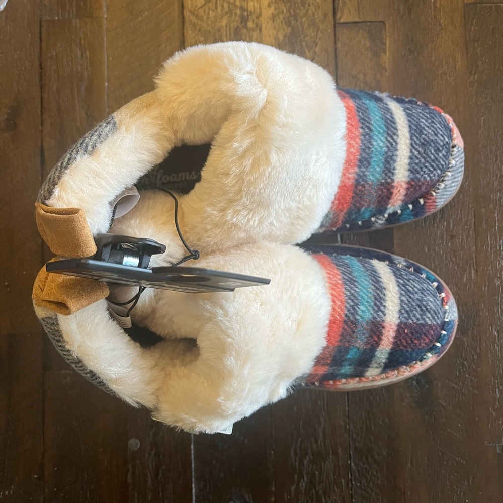 Dearfoams Multicolor Plaid Slippers with Faux Fur NWT - Picture 3 of 6